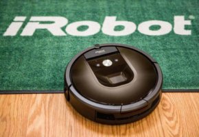 Kuo skiriasi „iRobot“ robotiniai dulkių siurbliai ir kuris iš jų yra geriausias?