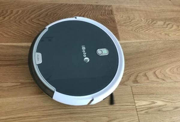 Laminuotų grindų valymas Laminuotų grindų valymas