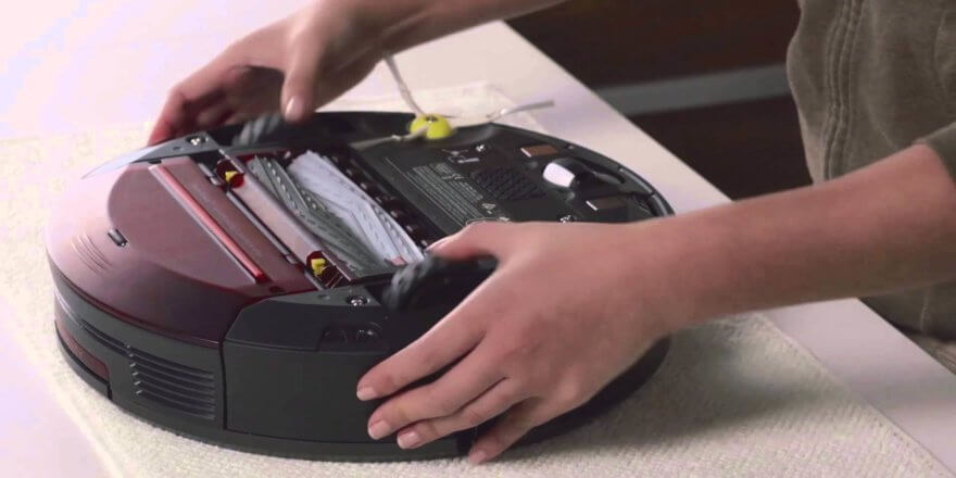 Nettoyage de l'aspirateur robot