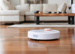 Roboto dulkių siurblio pasirinkimas kietiems paviršiams (laminatui, parketui, plytelėms)