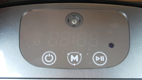 Kamera ir valdymo skydelis Kamera ir valdymo skydelis