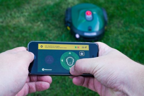 Valdymas išmaniuoju telefonu