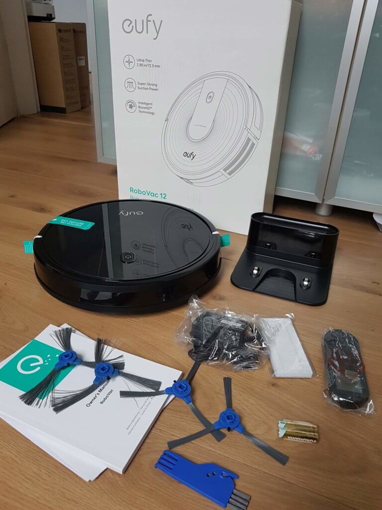 „Eufy“ pakuotės turinys „Eufy“ pakuotės turinys