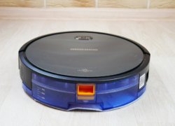 REDMOND RV-R650S WiFi: šlapias valymas, valdymas išmaniuoju telefonu, UV lempa