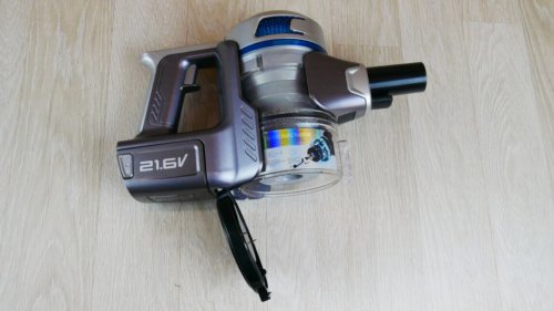 Konteinerių ištuštinimo sistema