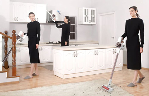 Naudojant dulkių siurblį Naudojant dulkių siurblį