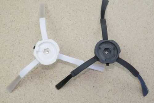 Three-beam side brushes