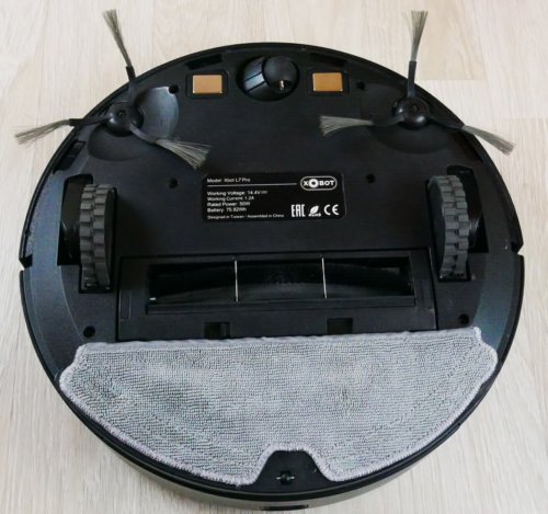 Vaizdas iš apačios su servetėle