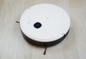 Yeedi 2 Hybrid: jaudīgs robotizētais putekļsūcējs ar kameras navigāciju tikai par 200 eiro