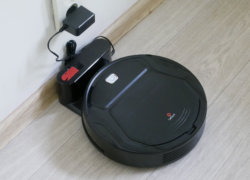 „Lefant M201“ robotas dulkių siurblys: ar jis tikrai valo, ar tik dar vienas žaislas už 100 USD?