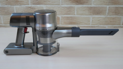 Aspiradora con herramienta para rincones