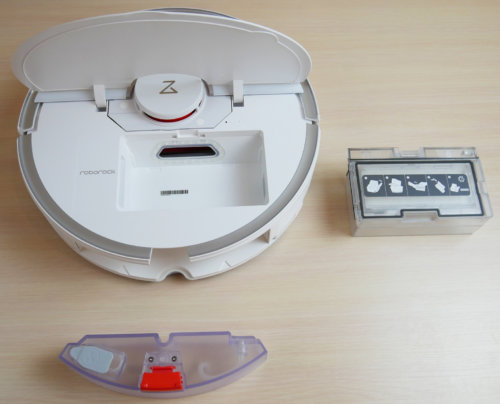 Tuo pačiu metu įrengiamas vandens bakas ir dulkių surinkėjas.