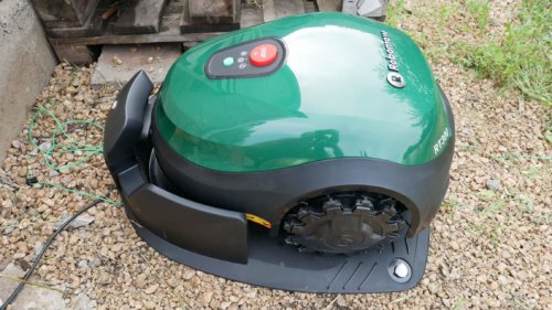 Robotinė vejapjovė, pagrįsta