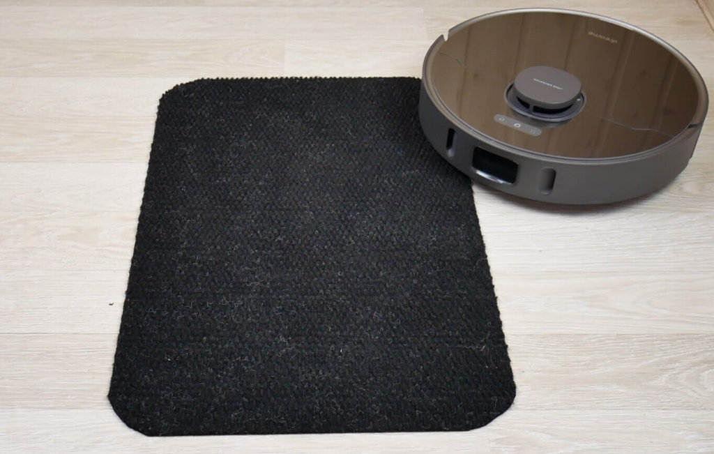 Važiavimas tamsiais paviršiais