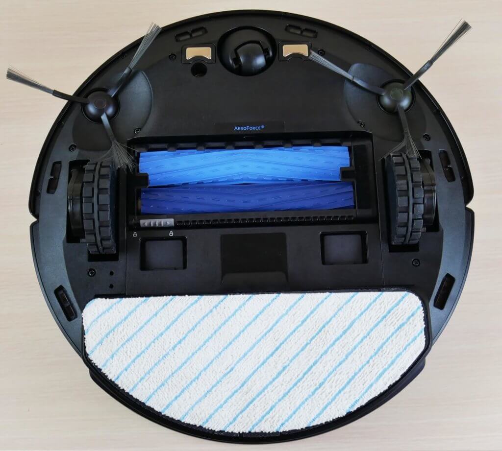 Vaizdas iš apačios su servetėle