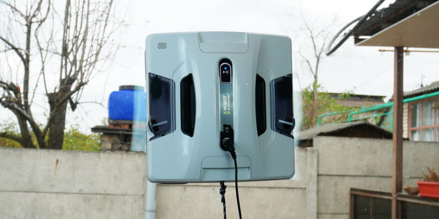 „Hobot 2S Ultrasonic“ nuotrauka