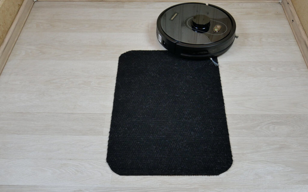 Važiavimas tamsiais paviršiais