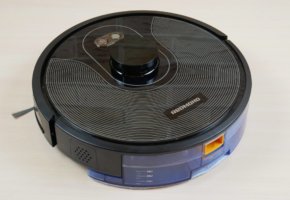 REDMOND RV-R670S WiFi: robotas dulkių siurblys su lidaru ir pažangiomis šlapio valymo funkcijomis