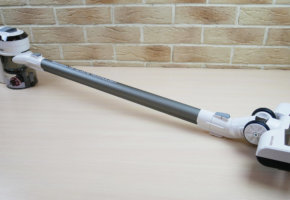 REDMOND RV-UR360: belaidis 2 viename vertikalus dulkių siurblys