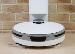 „Samsung Jet Bot+“: galingas robotinis dulkių siurblys sausam valymui su savaiminio valymo stotimi