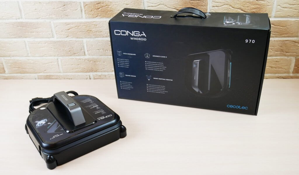 „Cecotec Conga WinDroid 970“ ir dėžutė