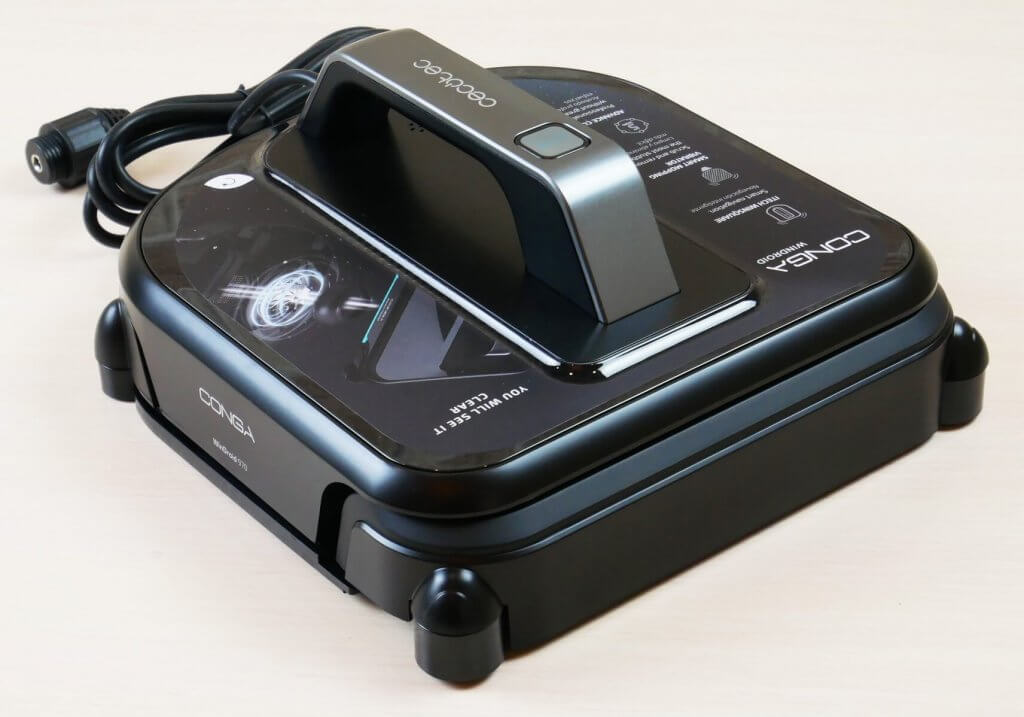 „Cecotec Conga WinDroid 970“, vaizdas iš šono