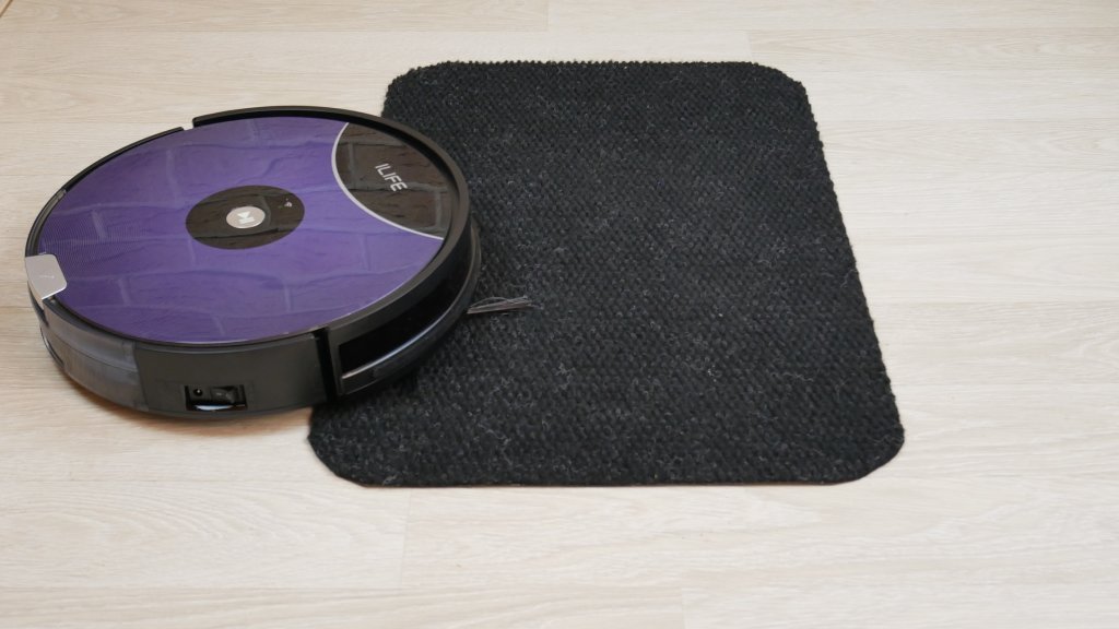 Važiavimas tamsiais paviršiais