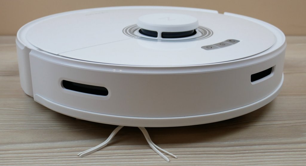 „Roborock Q7 Max+“ šoninis vaizdas