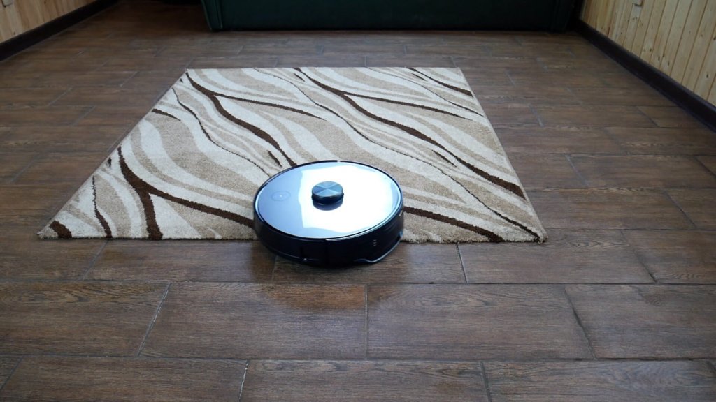 Šlapias valymas ir kilimai