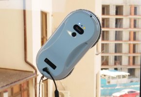 „Genio Windy W150“: nebrangus robotas langų valytuvas su besisukančiais valytuvais