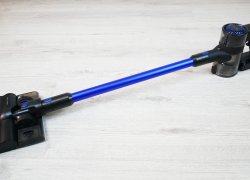 „Wollmer D707 Sapphire“: vertikalus dulkių siurblys su šlapiu valymu ir naudingais priedais