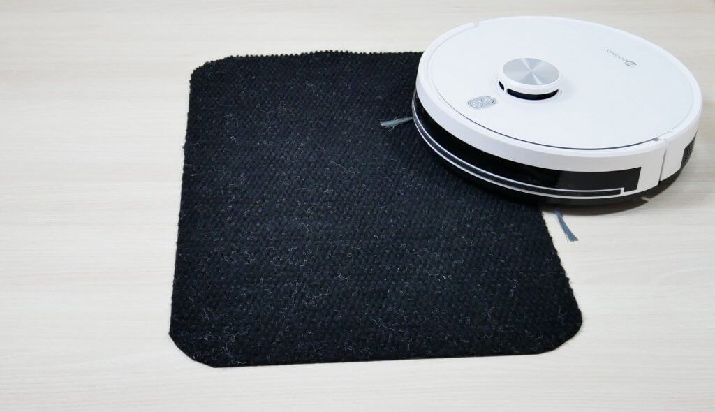 Važiavimas tamsiais paviršiais