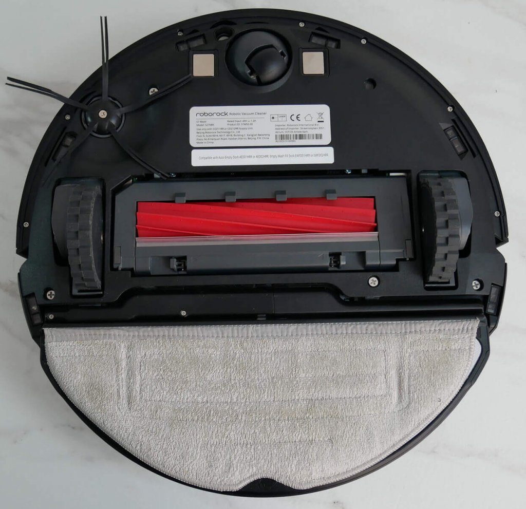„Roborock S7 MaxV“: vaizdas iš apačios
