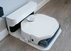 „Xiaomi Smartmi A1“: robotas dulkių siurblys, kuris valosi pats, kol valo.