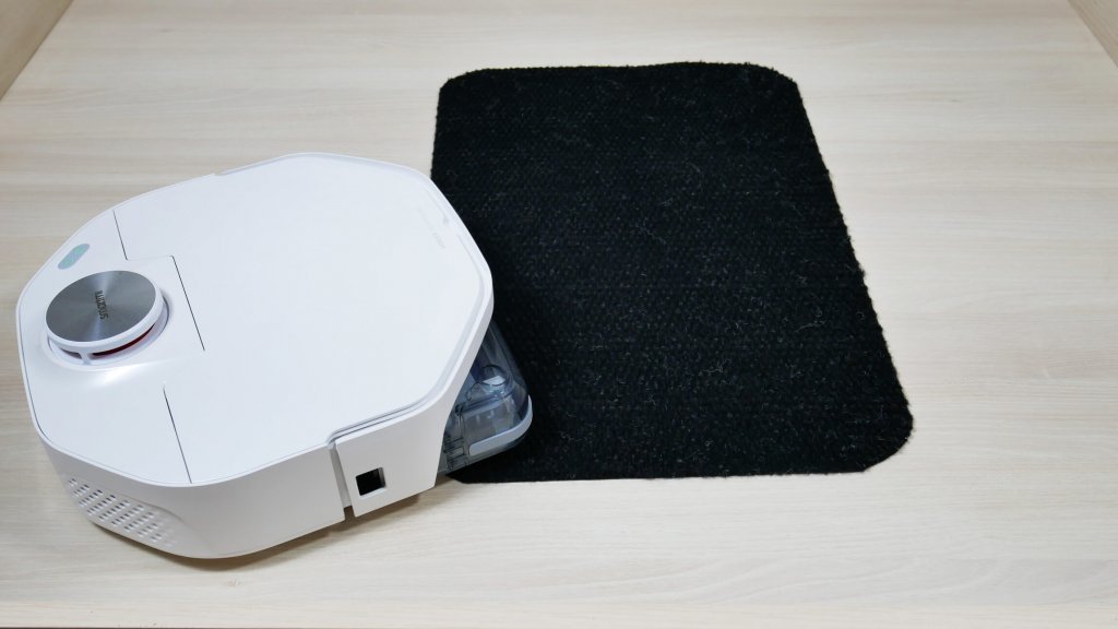 Važiavimas tamsiais paviršiais