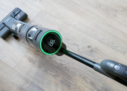 „Dreame H12“: vertikalus plovimo dulkių siurblys su patobulintu valymo moduliu