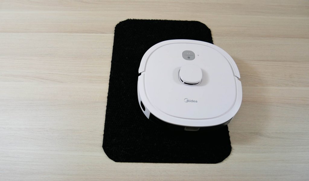 Važiavimas juodais paviršiais