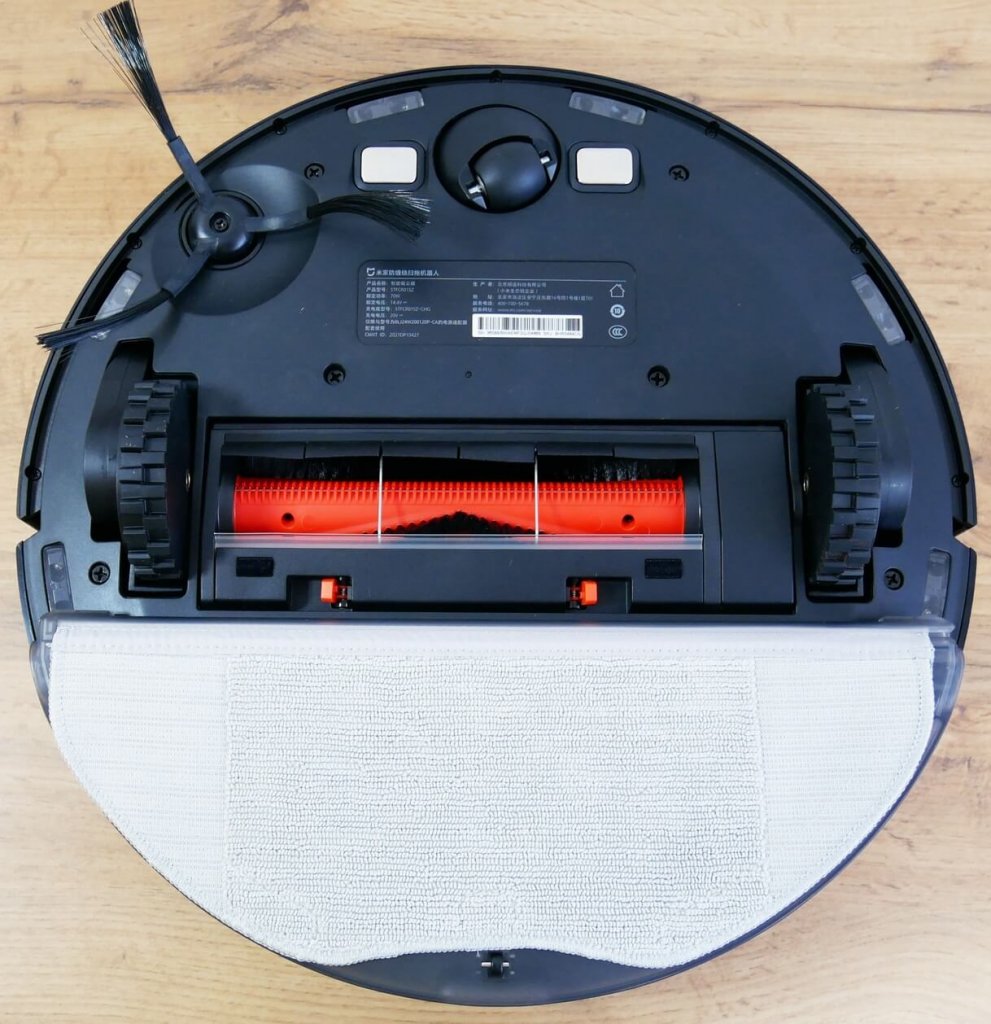 „Xiaomi Mijia“ robotinis šepetys be susivėlimų: vaizdas iš apačios