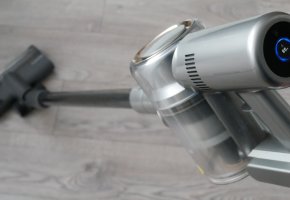 „Dreame V12 Pro“: 2022 m. aukščiausios klasės vertikalus dulkių siurblys su galingu varikliu
