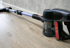 „Polaris PVCS 7090 HandStickPRO Aqua“: vertikalus dulkių siurblys šlapiam ir sausam valymui