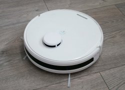 „Redmond RV-R660S“: lidaras, sausas ir šlapias valymas, kūrybingi balso paketai