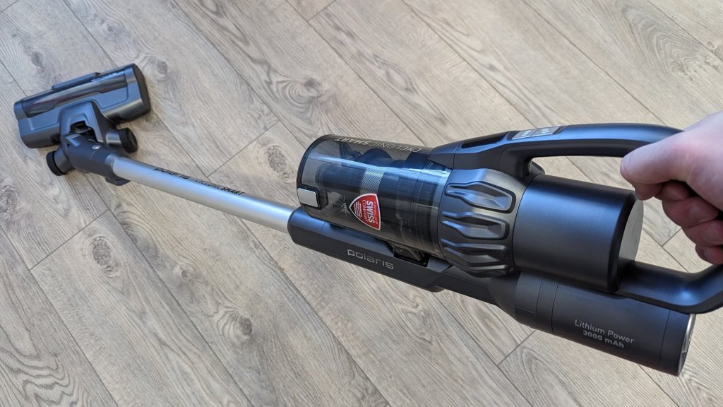 „Polaris PVCS 4060 CyclonicSmart“: valdymas viena ranka