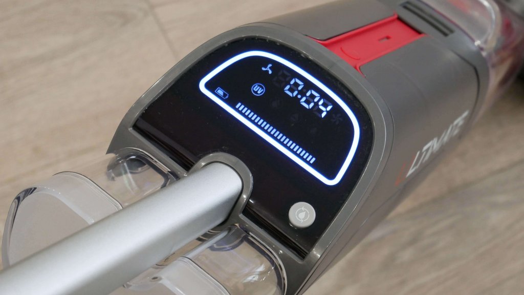 Atvel F16 Ultimate: ekranas