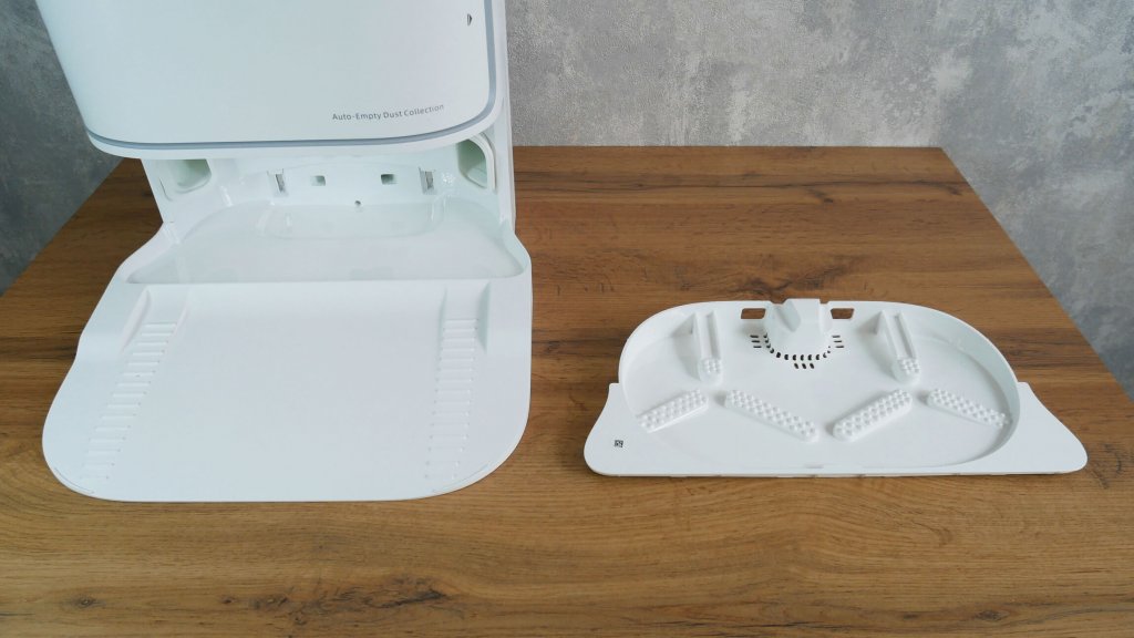 Dreame Bot L10 Ultra: nuimamas dėklas