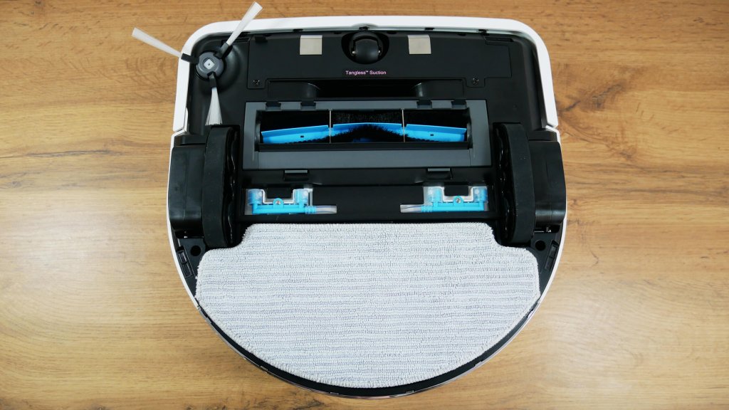 Hobot LEGEE-D8: Pogled od spodaj