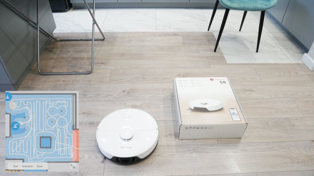 Navigacija skozi sobo z ovirami