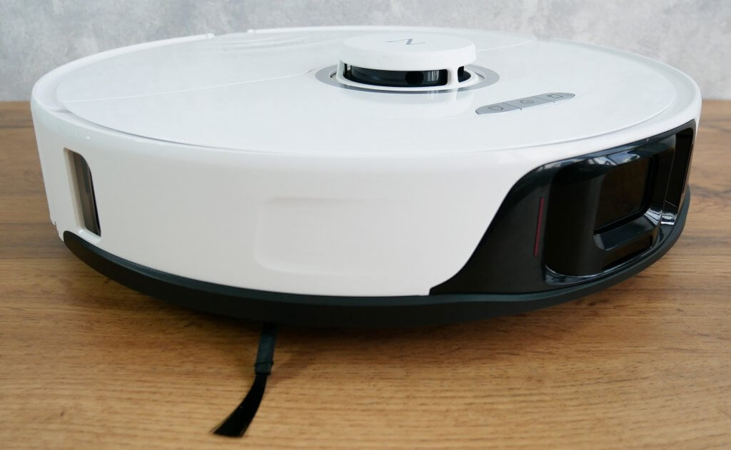 Roborock S8: Stranski pogled
