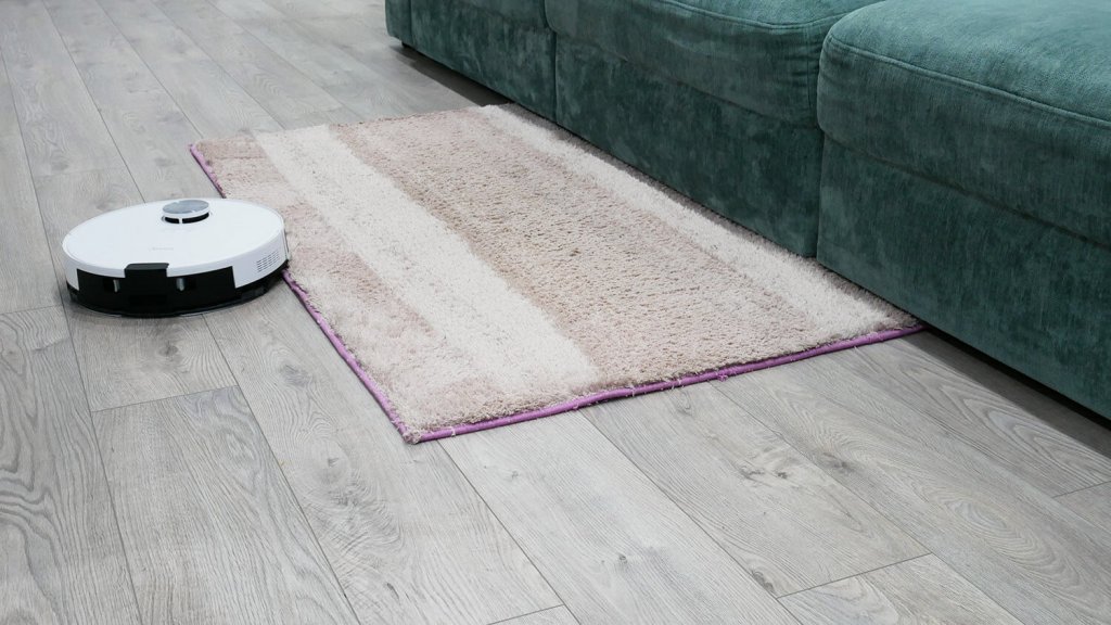 Midea M9: šlapias valymas ir kilimai