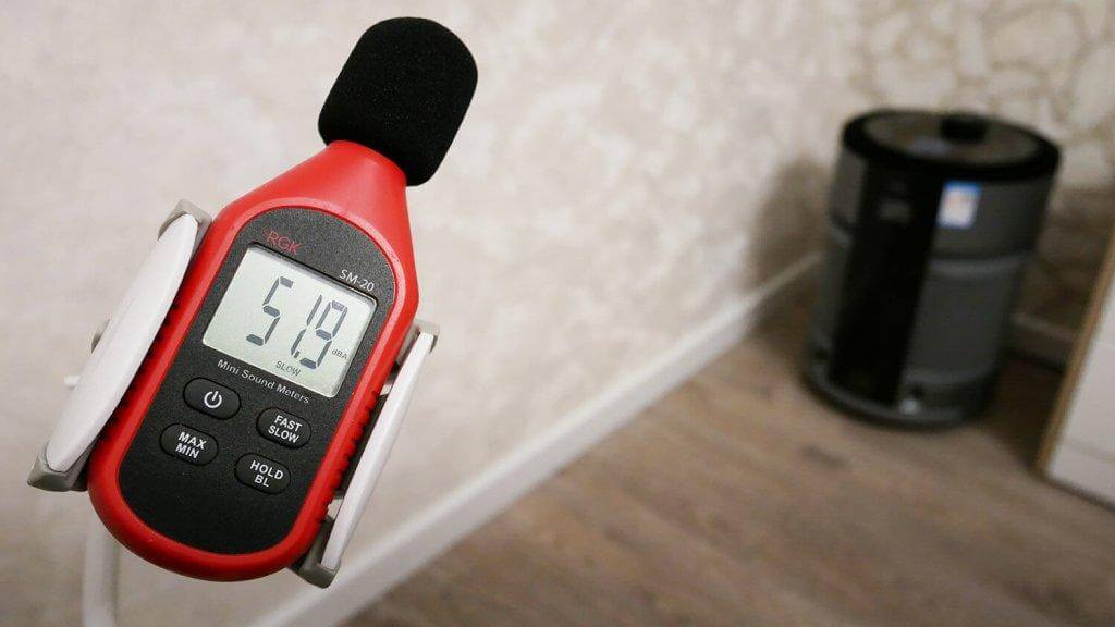 ECOVACS AIRBOT Z1: Triukšmo lygis