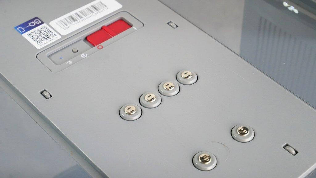 ECOVACS AIRBOT Z1: Maitinimo jungiklis